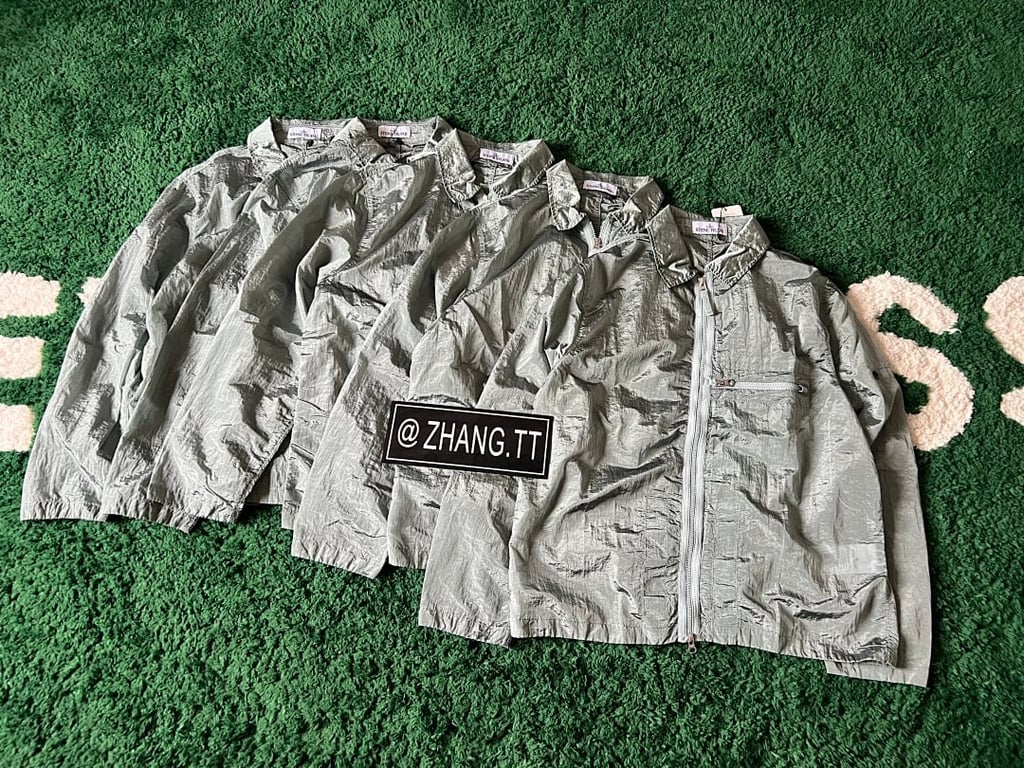 Stone Island 23SS Crinkle Reps Jacket Sky Blue - 30
