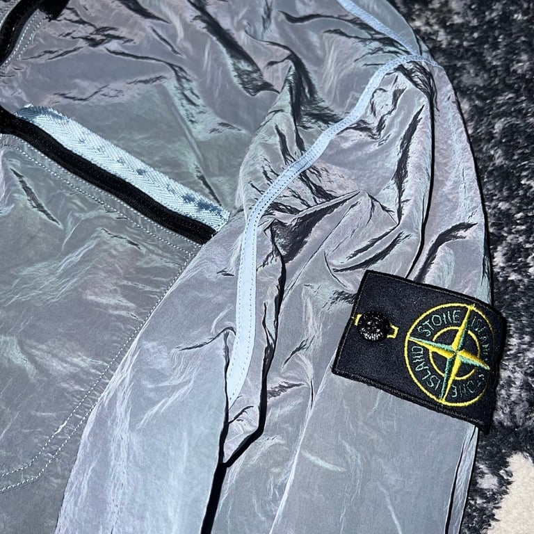 Stone Island 24SS Metallic Nylon Overshirt Ice Blue - 12