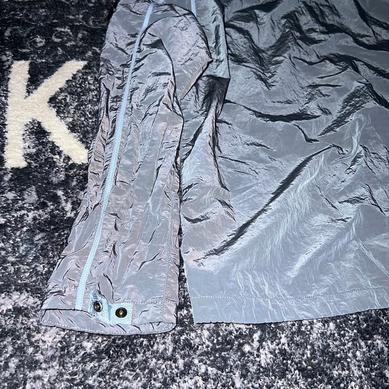 Stone Island 24SS Metallic Nylon Overshirt Ice Blue - 9