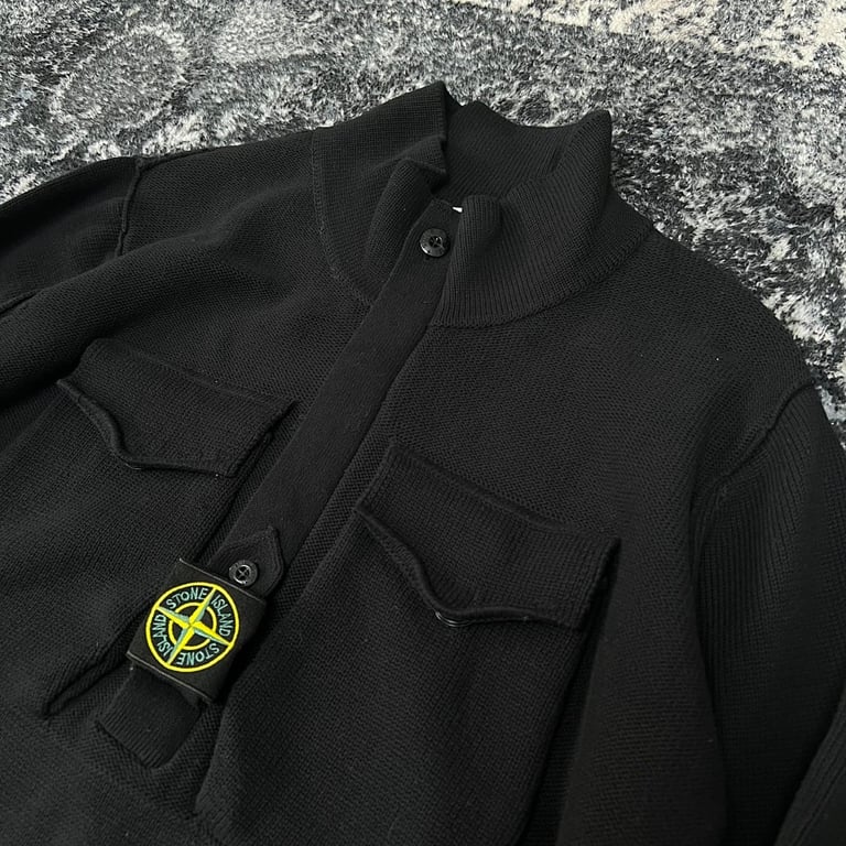 Stone Island 22FW Badge Knit Sweater - 12