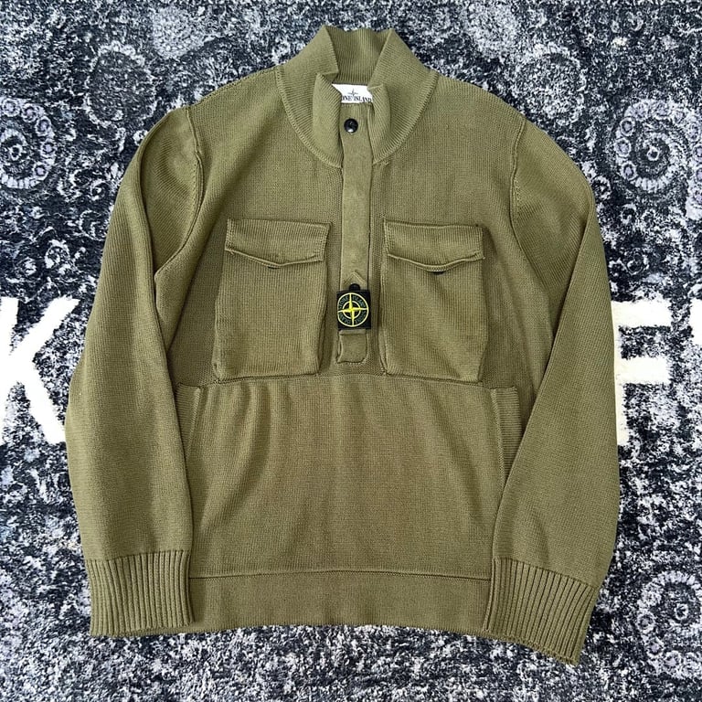 Stone Island 22FW Badge Knit Sweater - 7