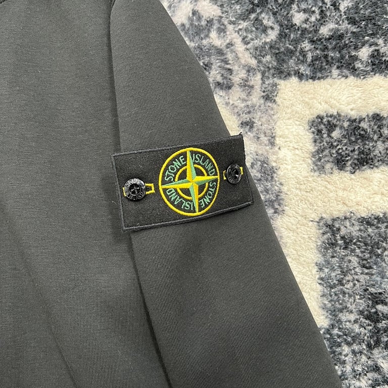 Stone Island 19SS Zip-Up Hoodie - 26