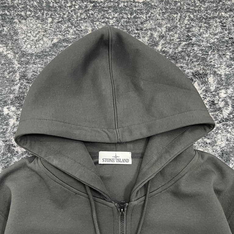 Stone Island 19SS Zip-Up Hoodie - 31