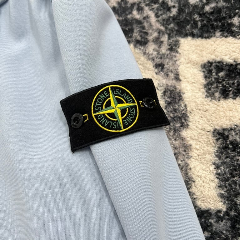 Stone Island 19SS Zip-Up Hoodie - 46