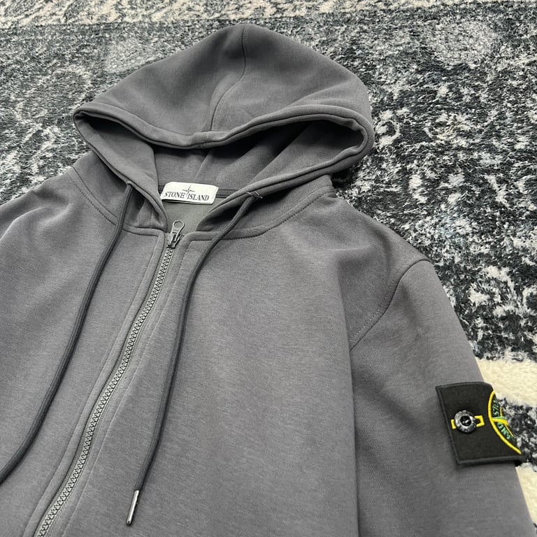 Stone Island 19SS Zip-Up Hoodie - 62