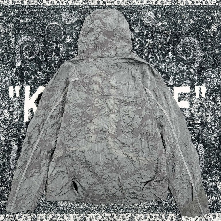 Stone Island 24SS Crinkle Nylon Jacket - 42