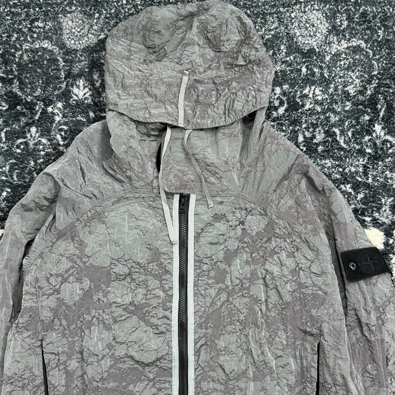Stone Island 24SS Crinkle Nylon Jacket - 54