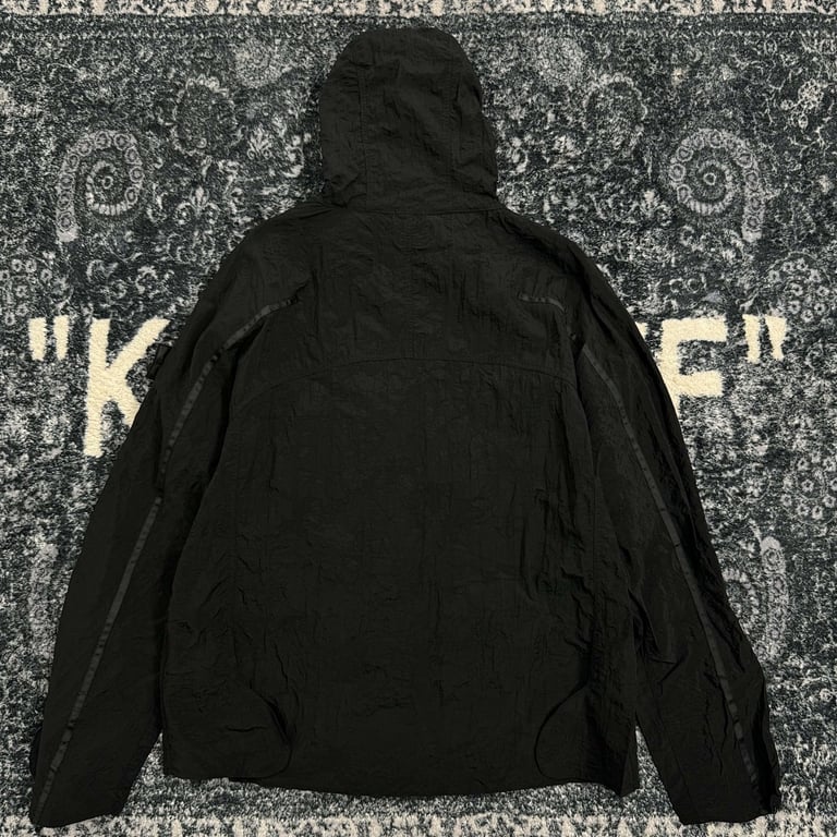 Stone Island 24SS Crinkle Nylon Jacket - 58