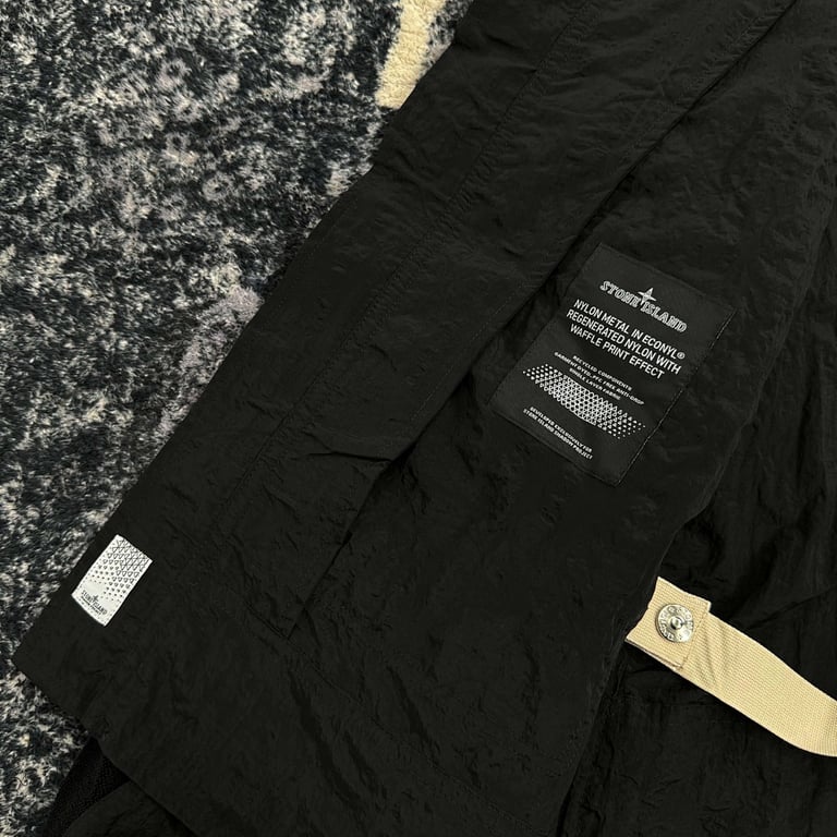 Stone Island 24SS Crinkle Nylon Jacket - 62