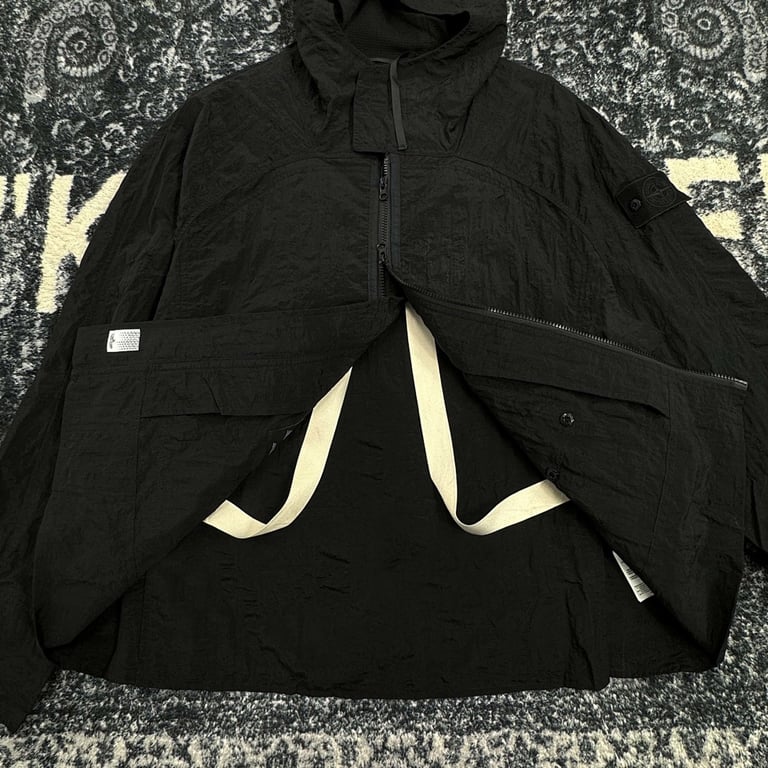 Stone Island 24SS Crinkle Nylon Jacket - 64