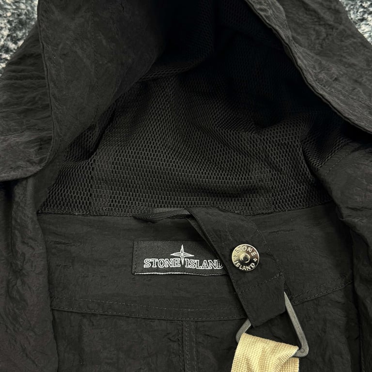 Stone Island 24SS Crinkle Nylon Jacket - 70