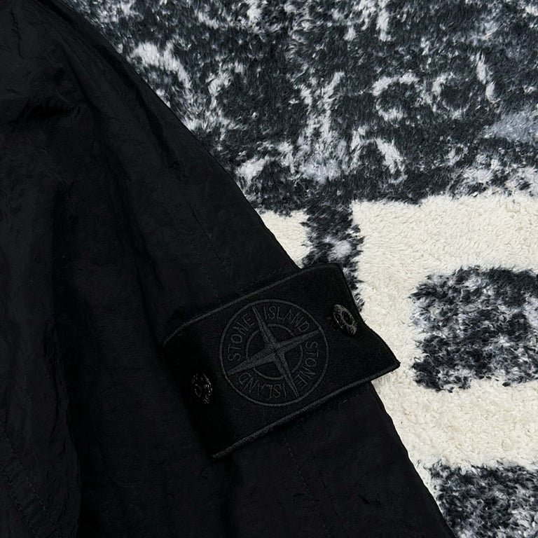 Stone Island 24SS Crinkle Nylon Jacket - 71