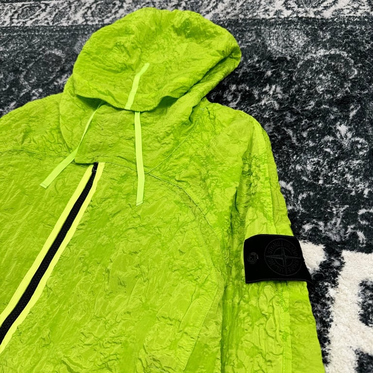 Stone Island 24SS Crinkle Nylon Jacket - 93
