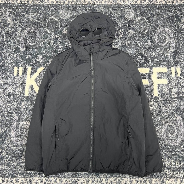 C.P. Company Chrome Goggle Puffer Jacket - 26