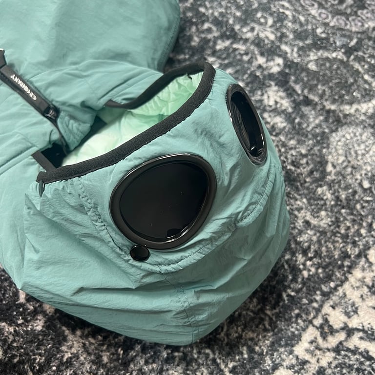 C.P. Company Chrome Goggle Puffer Jacket - 40
