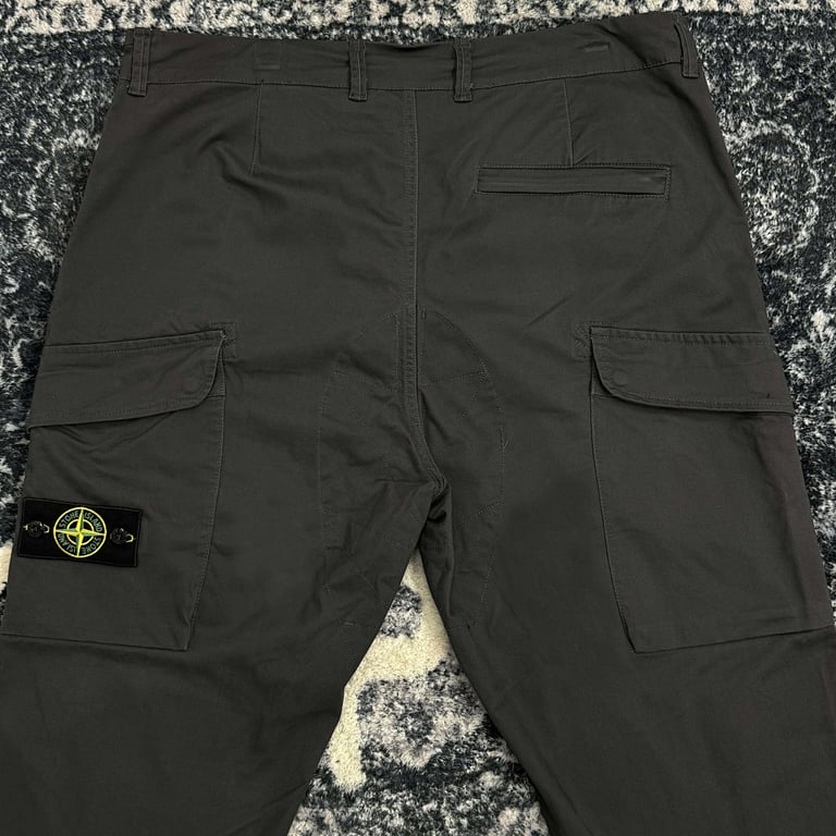 Stone Island 24FW Cargo Pants - 44