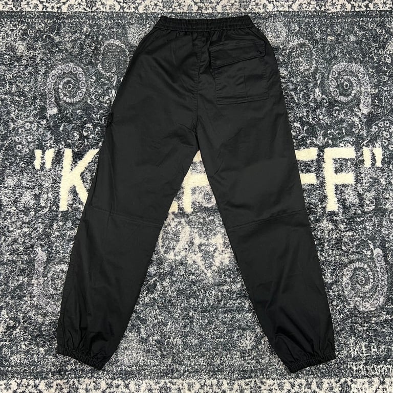 Stone Island 23FW Satin Cargo Pants - 33