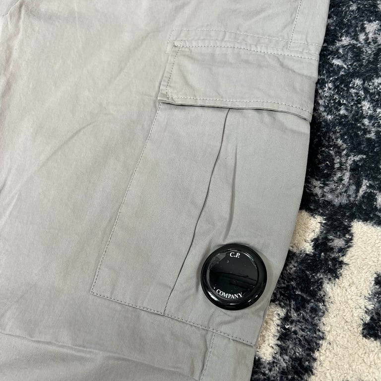C.P. Company 19SS Lens Cargo Pants - 20