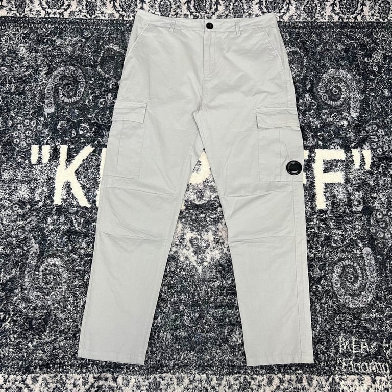 C.P. Company 19SS Lens Cargo Pants - 24