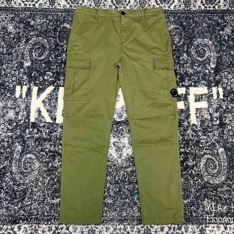 C.P. Company 19SS Lens Cargo Pants - 47