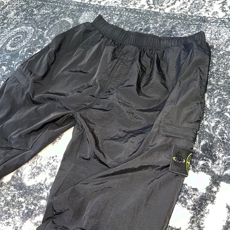 Stone Island 22SS Metallic Nylon Pants - 13