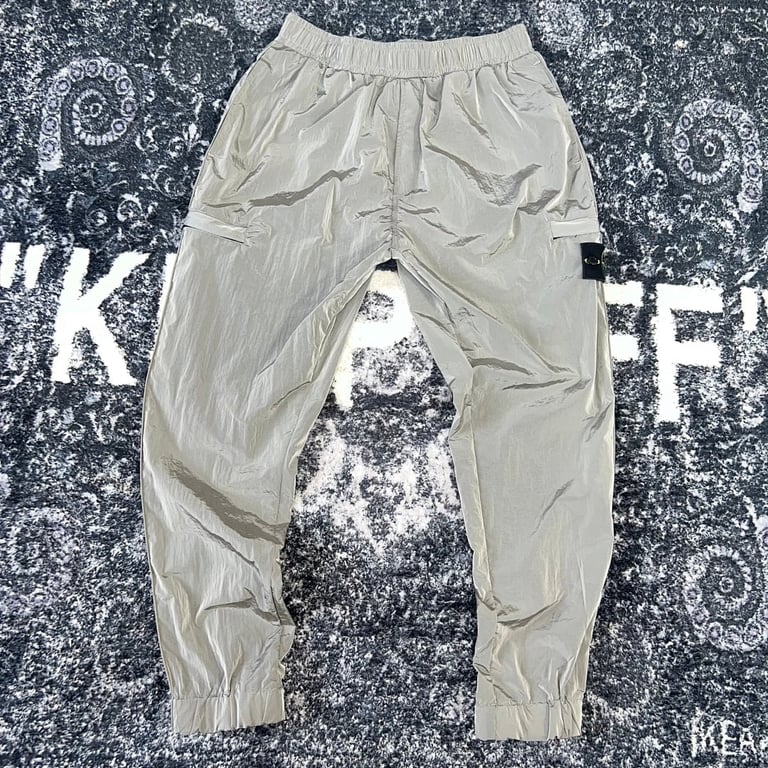 Stone Island 22SS Metallic Nylon Pants - 16