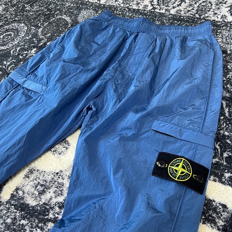 Stone Island 22SS Metallic Nylon Pants - 30