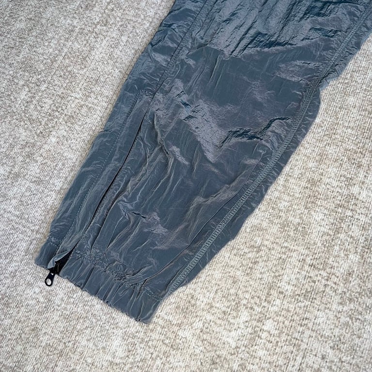 19SS Metallic Nylon Pants Grey - 30