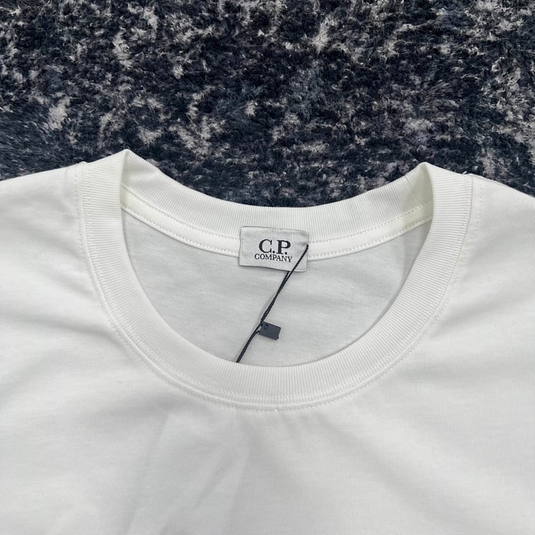 C.P. Company 19SS Small Logo Patch T-Shirt - 31