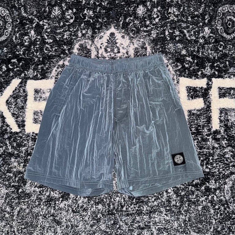 Stone Island 19SS Nylon Metal Shorts - 30