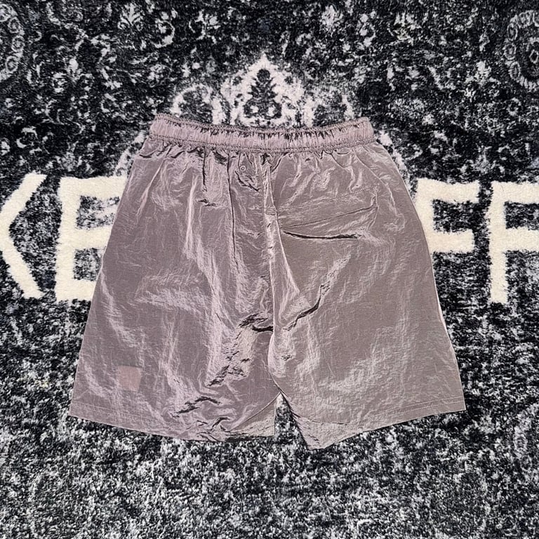 Stone Island 19SS Nylon Metal Shorts - 31