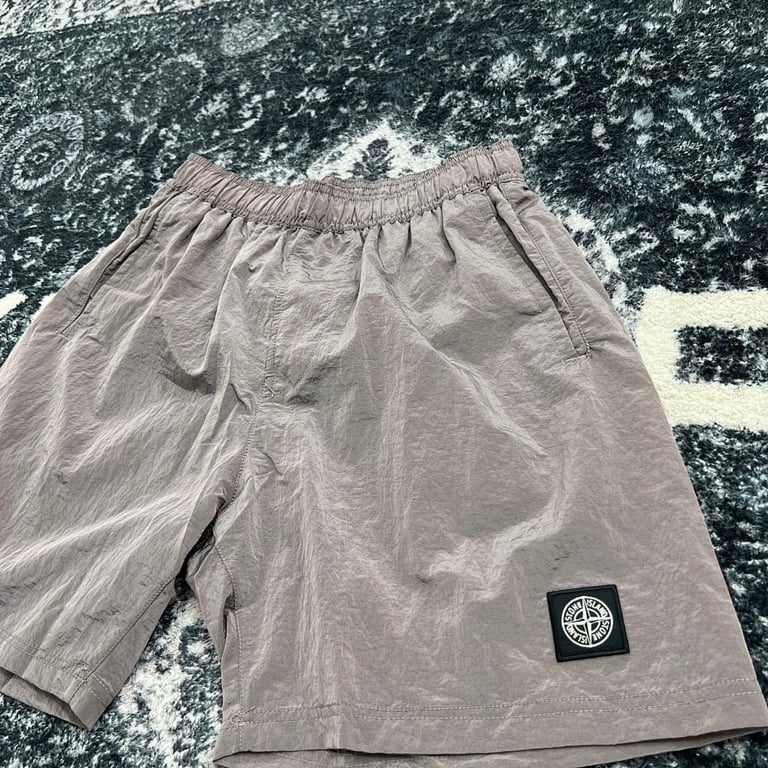 Stone Island 19SS Nylon Metal Shorts - 37