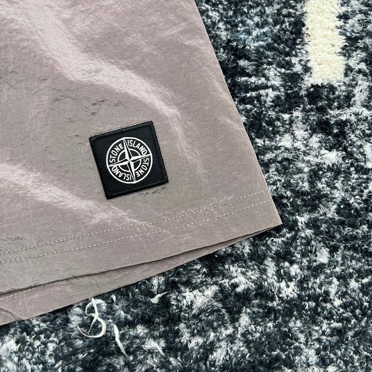 Stone Island 19SS Nylon Metal Shorts - 40