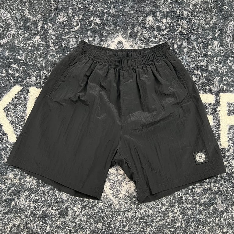 Stone Island 19SS Nylon Metal Shorts - 48