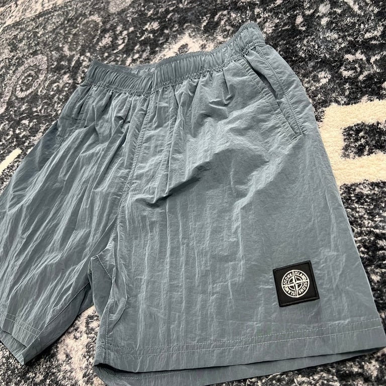 Stone Island 19SS Nylon Metal Shorts - 53