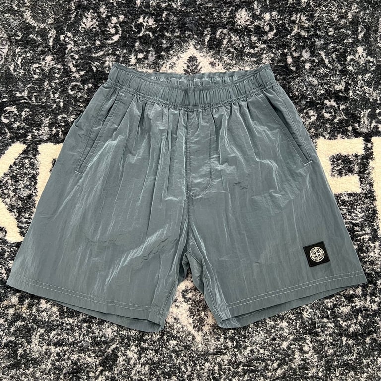 Stone Island 19SS Nylon Metal Shorts - 57
