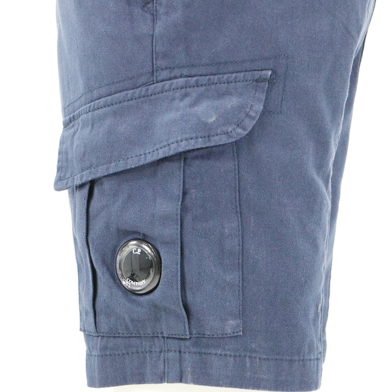 C.P. Company Lens Cargo Shorts - 14