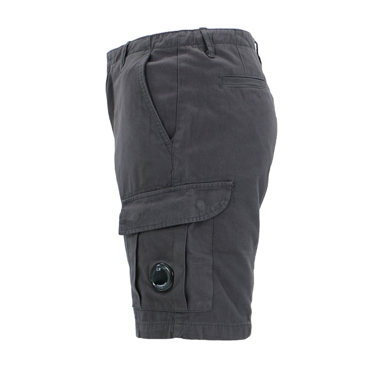 C.P. Company Lens Cargo Shorts - 3