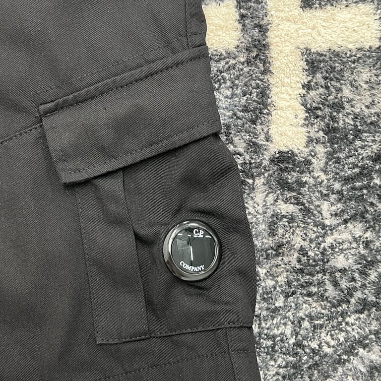 C.P. Company Lens Cargo Shorts - 25