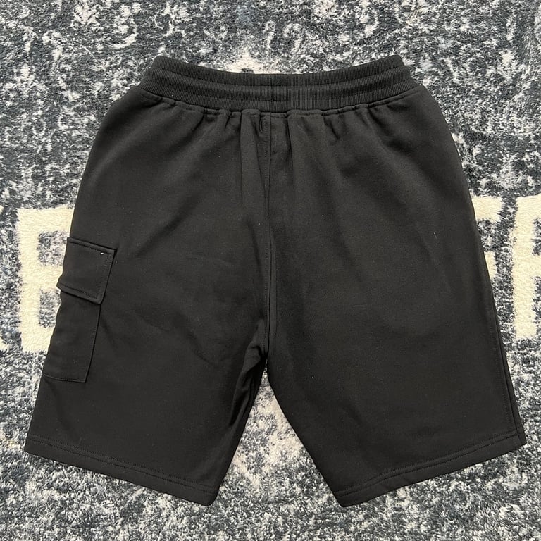 C.P. Company Lens Cargo Shorts - 18