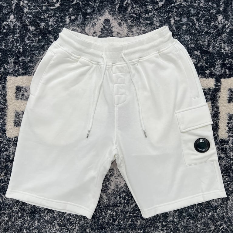 C.P. Company Lens Cargo Shorts - 33