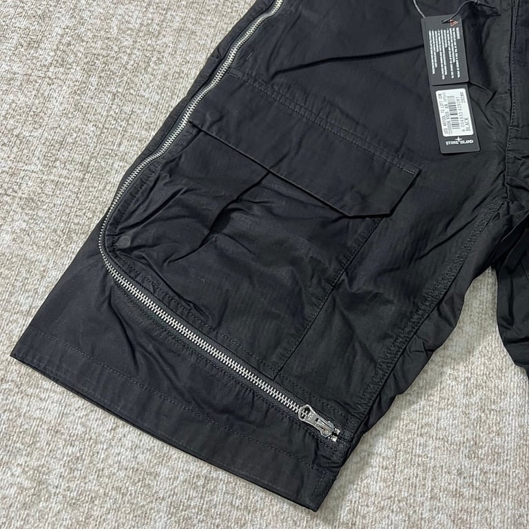 Stone Island Shadow Project Cargo Shorts Black - 9