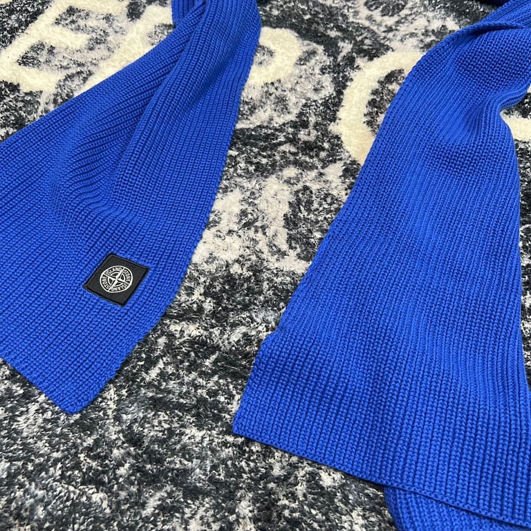 Stone Island Ribbed Knit Scarf - 16