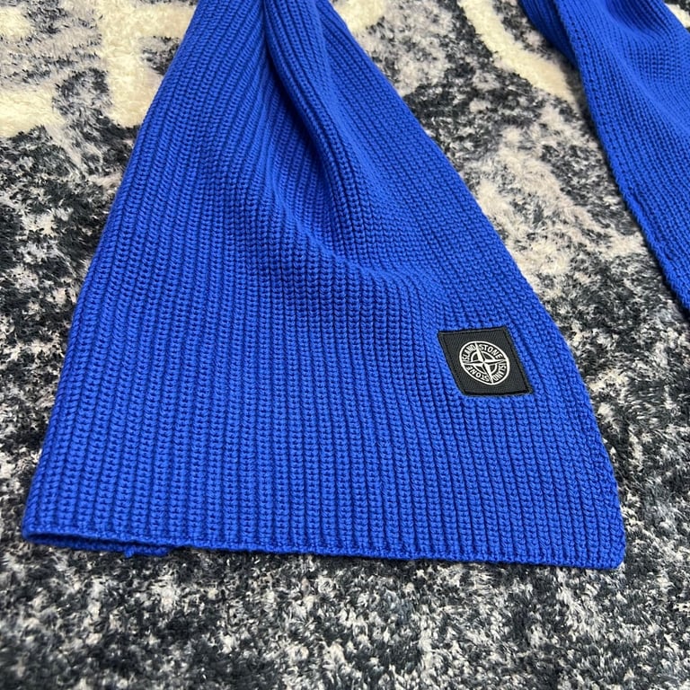 Stone Island Ribbed Knit Scarf - 17