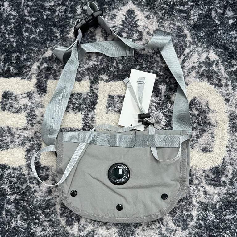 C.P. Company Lens Shoulder Bag - 8
