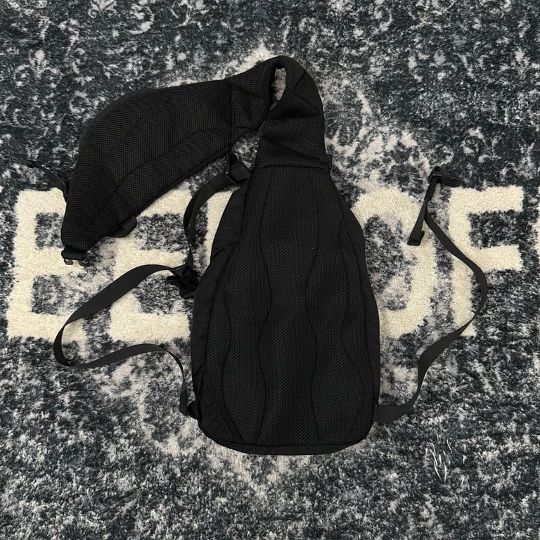 C.P. Company Nylon Bungee Sling Bag Grey - 18