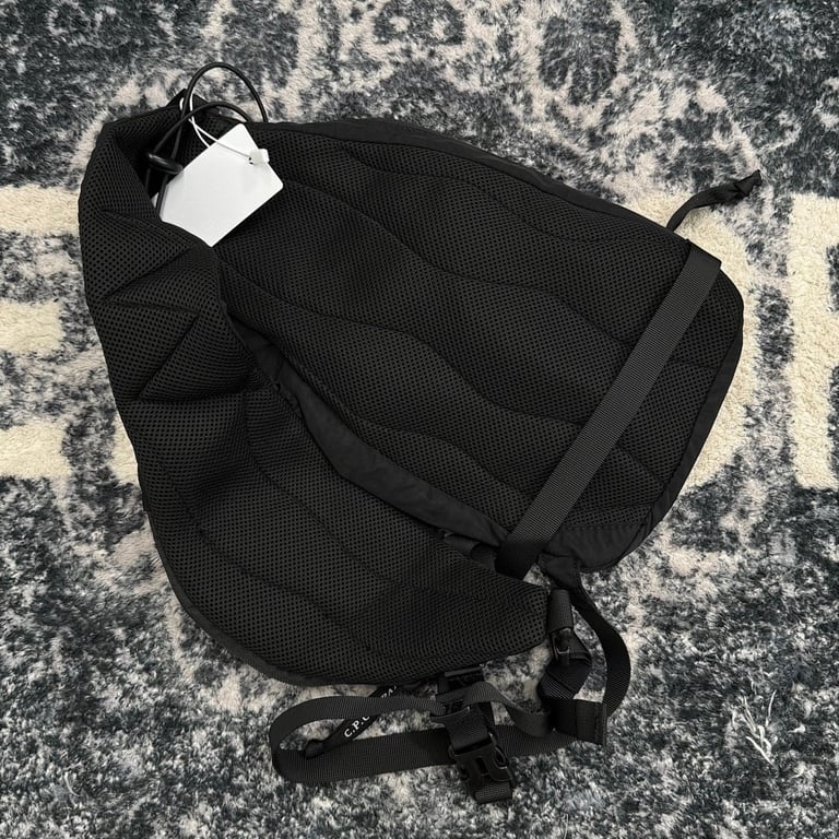 C.P. Company Nylon Bungee Sling Bag Grey - 36