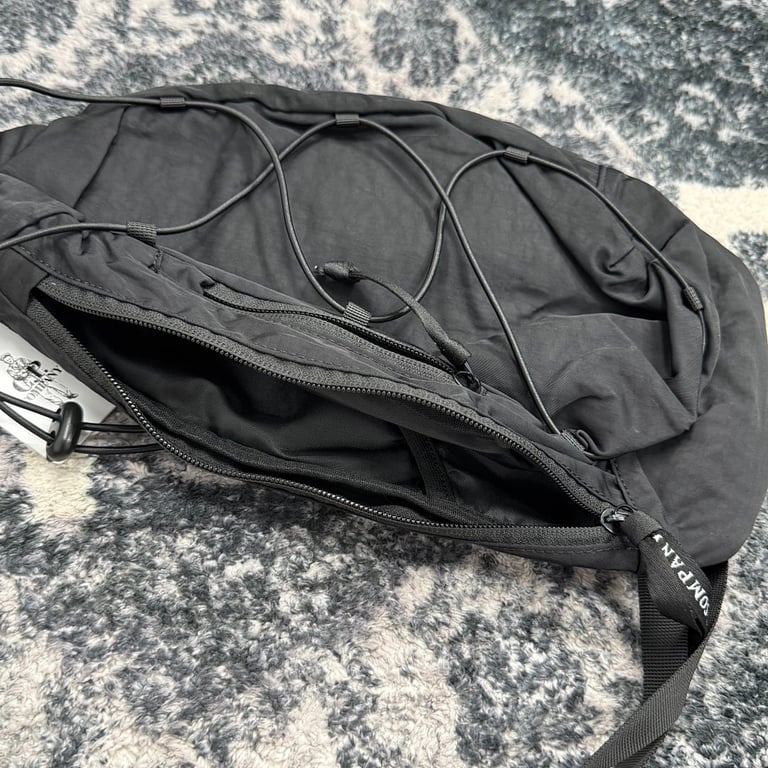 C.P. Company Nylon Bungee Sling Bag Grey - 40