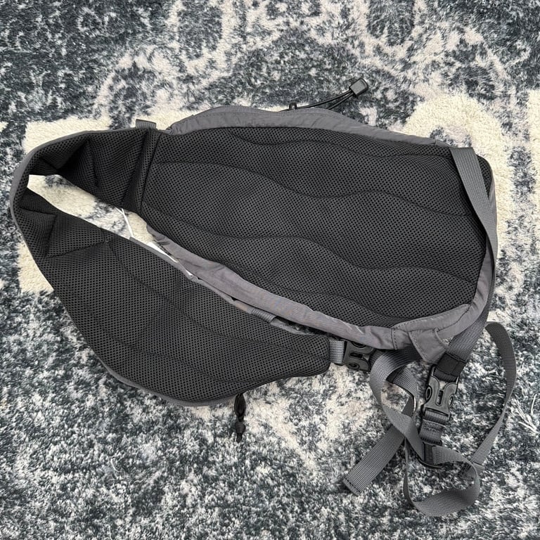 C.P. Company Nylon Bungee Sling Bag Grey - 47