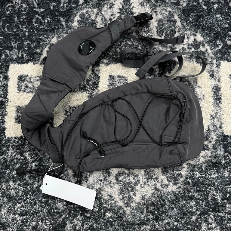 C.P. Company Nylon Bungee Sling Bag Grey - 51
